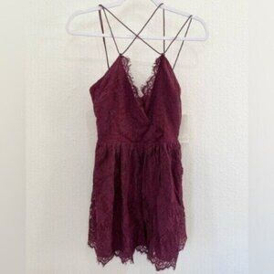 TOBI Lace Feminine Strap Mini Dress Burgundy Romantic Party
